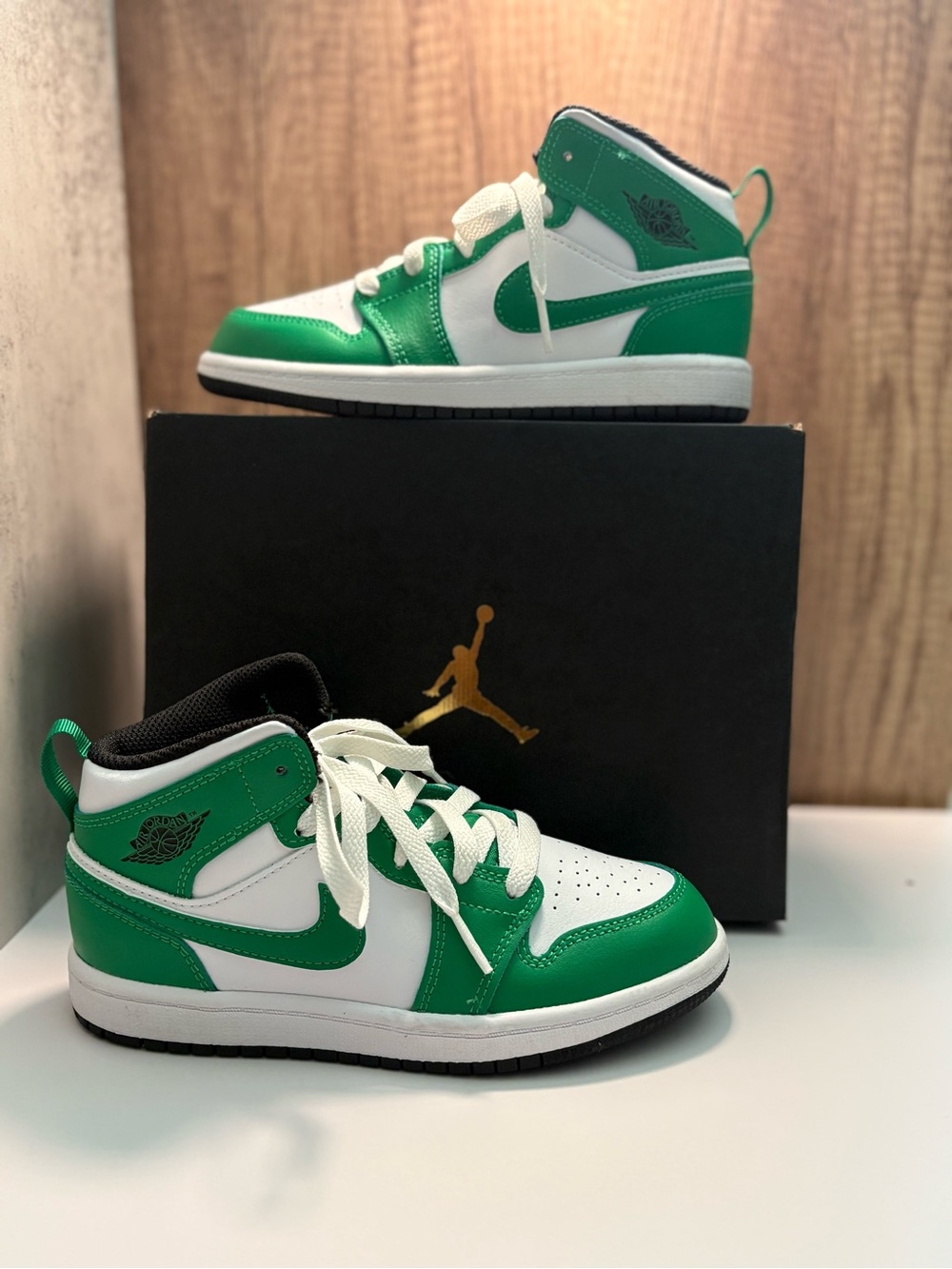 Jordan Kids High-Top Sneakers in Green & White